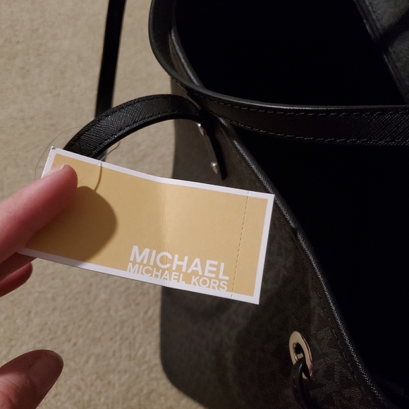 Michael Kors bag and matching wallet NWT - Picture 3 of 6